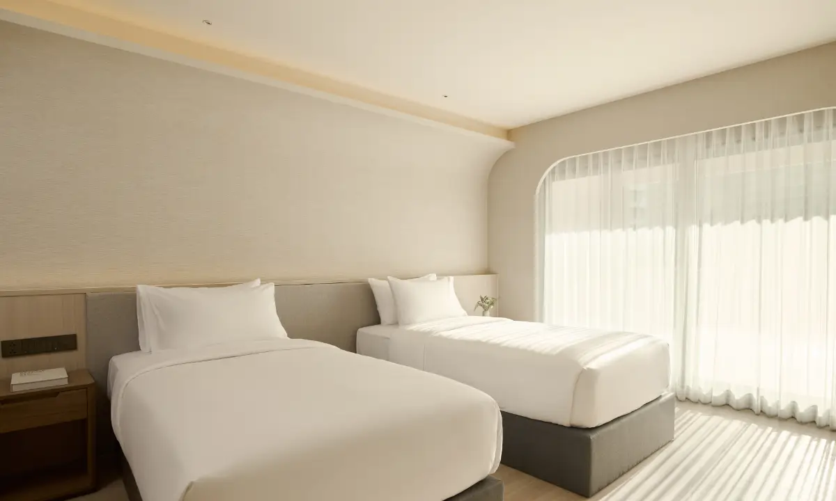Garden view with twin beds